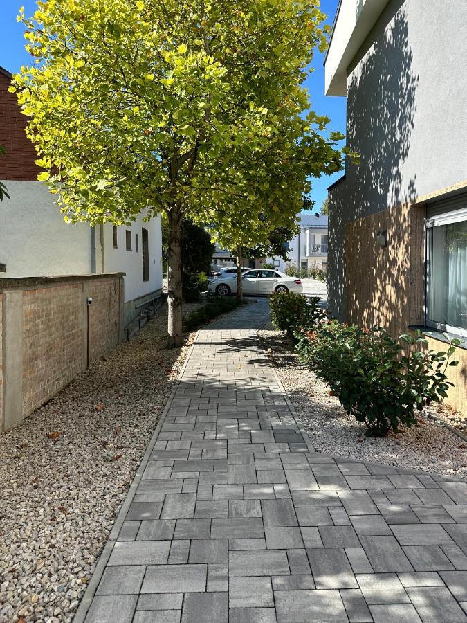 Linden Apartman 106 - Adults Only Mosonmagyaróvár Exterior foto